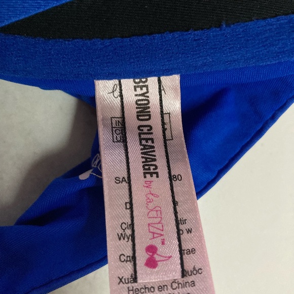 Pair of LaSenza Beyond Cleavage Sz 38C Front clasp Convertible Lace & Bead - Picture 10 of 16